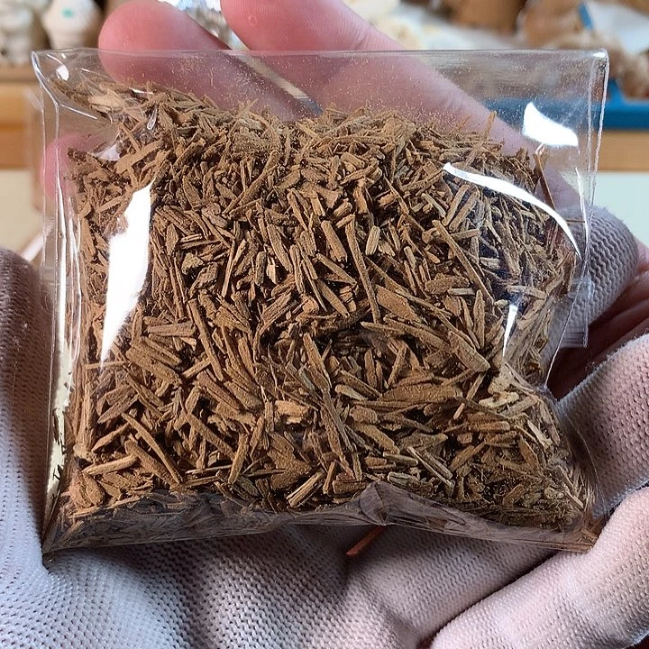 其他檀香木百年扭根品香小米粒44克装