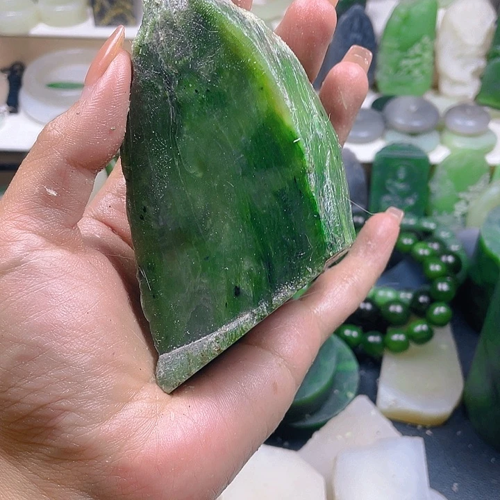和田玉未镶嵌珠宝半成品