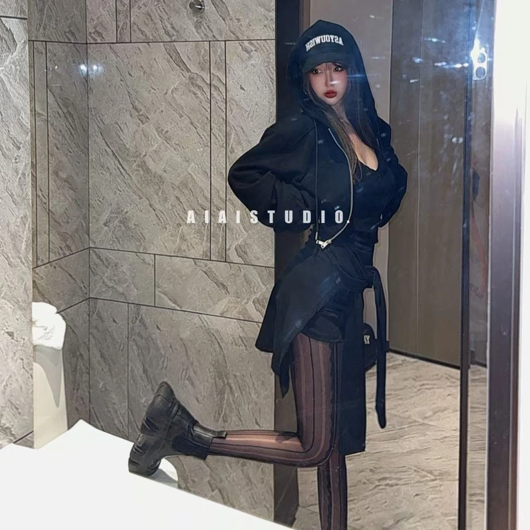 AIAI【哇塞套装】连帽高腰短款卫衣外套/蕾丝吊带高弹连衣裙女春夏