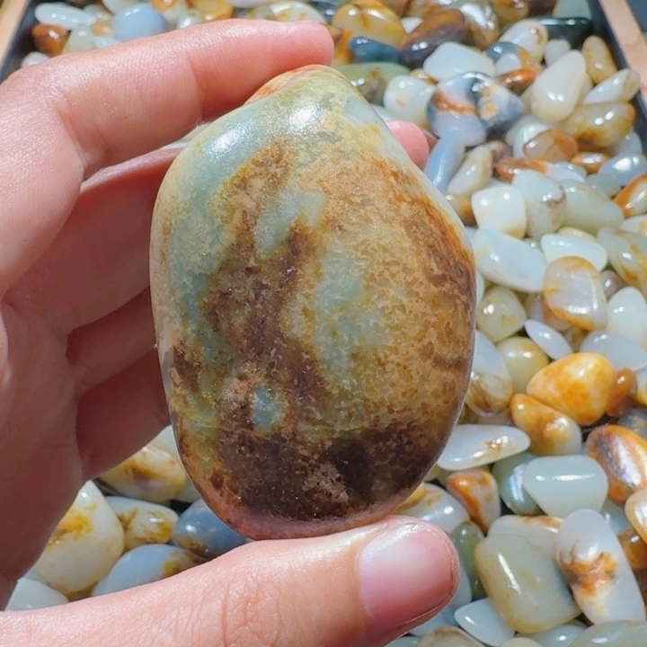 和田玉未镶嵌颈饰139克