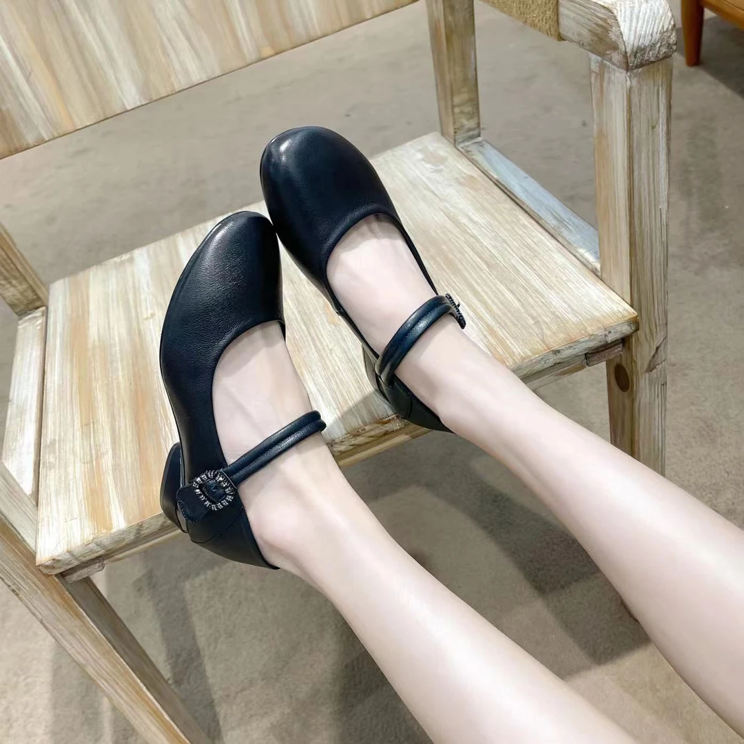 素面简约温柔风小跟单鞋23D10