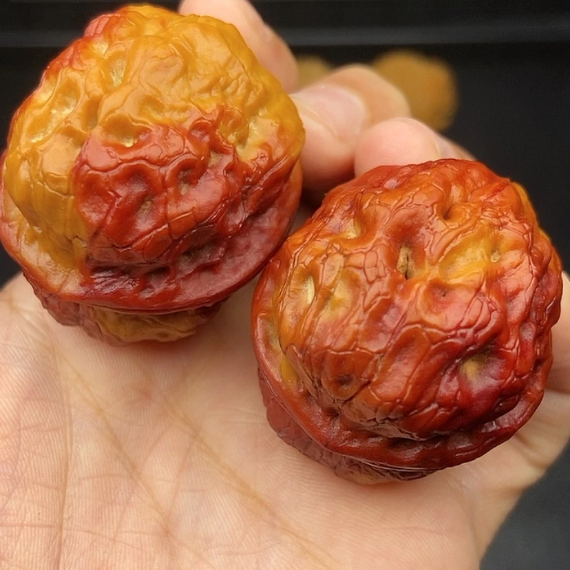 【闪购商品】文玩核桃把件七彩疙瘩包40尺