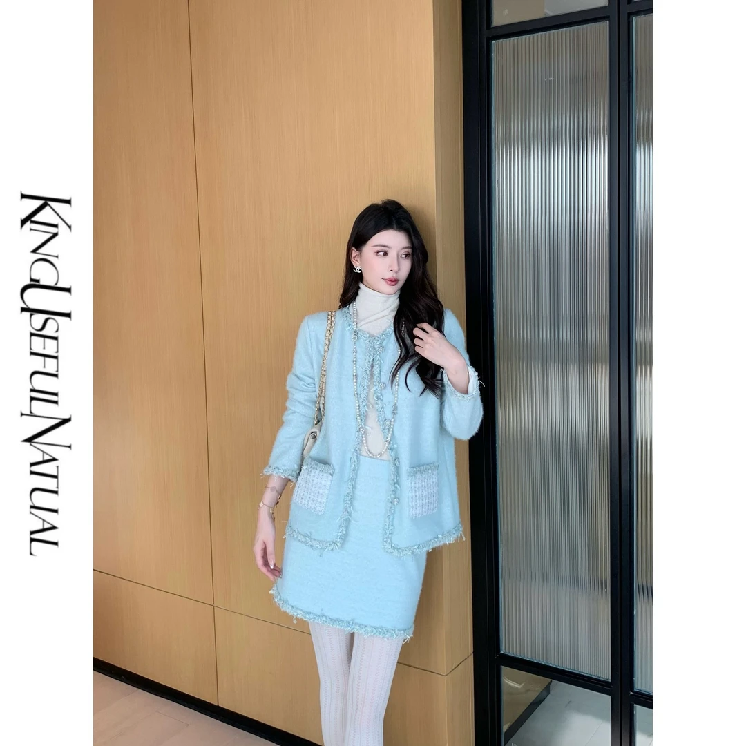 KUN【冰岛慕斯】视觉净化 香风造型水蓝色宽松毛绒秋冬针织套装