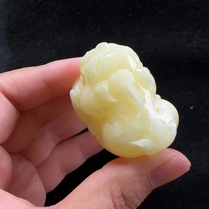 未镶嵌蜜蜡珠宝奇石