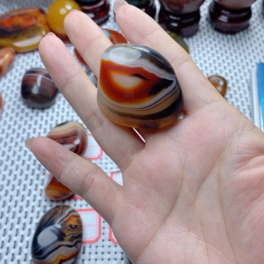 玛瑙/玉髓颈饰未镶嵌七**忆