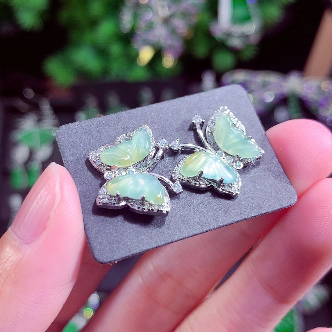 颈饰未镶嵌翡翠天然