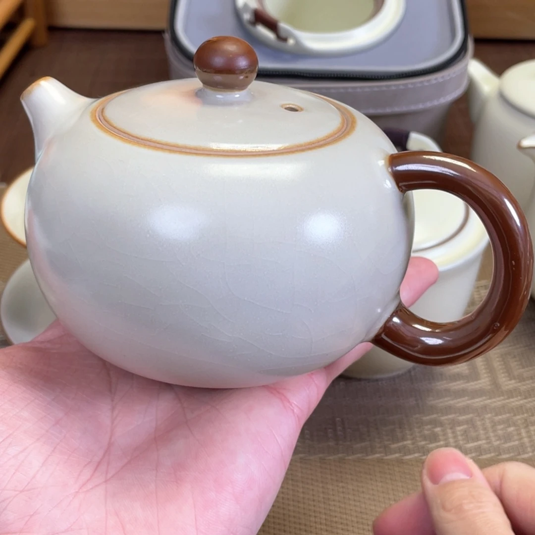 瓷片。。。。。。。。。。。。。。。