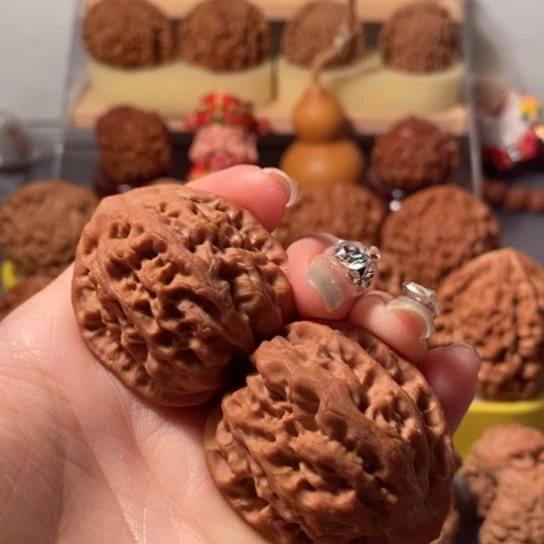 文玩核桃吊坠38佛渡