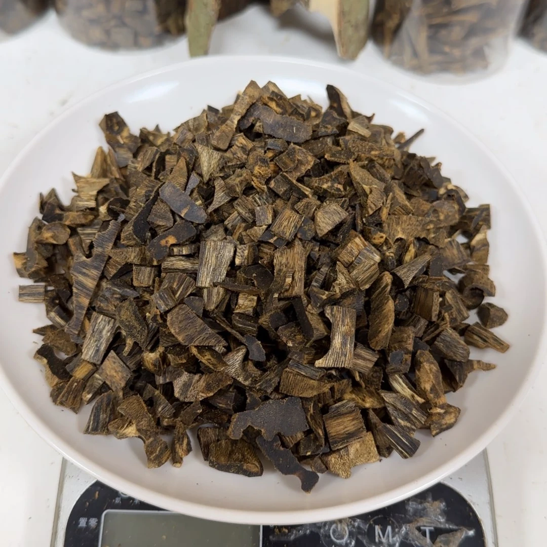 沉香碎屑沉香透顶绿999沉高油碎料50克