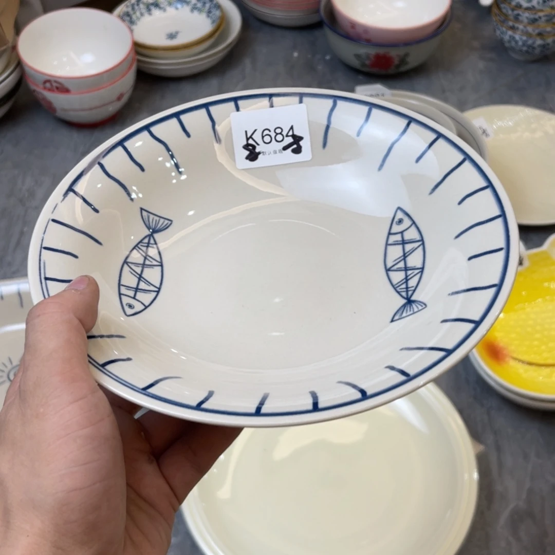 陶瓷微瑕餐具介意勿拍，满18飞！