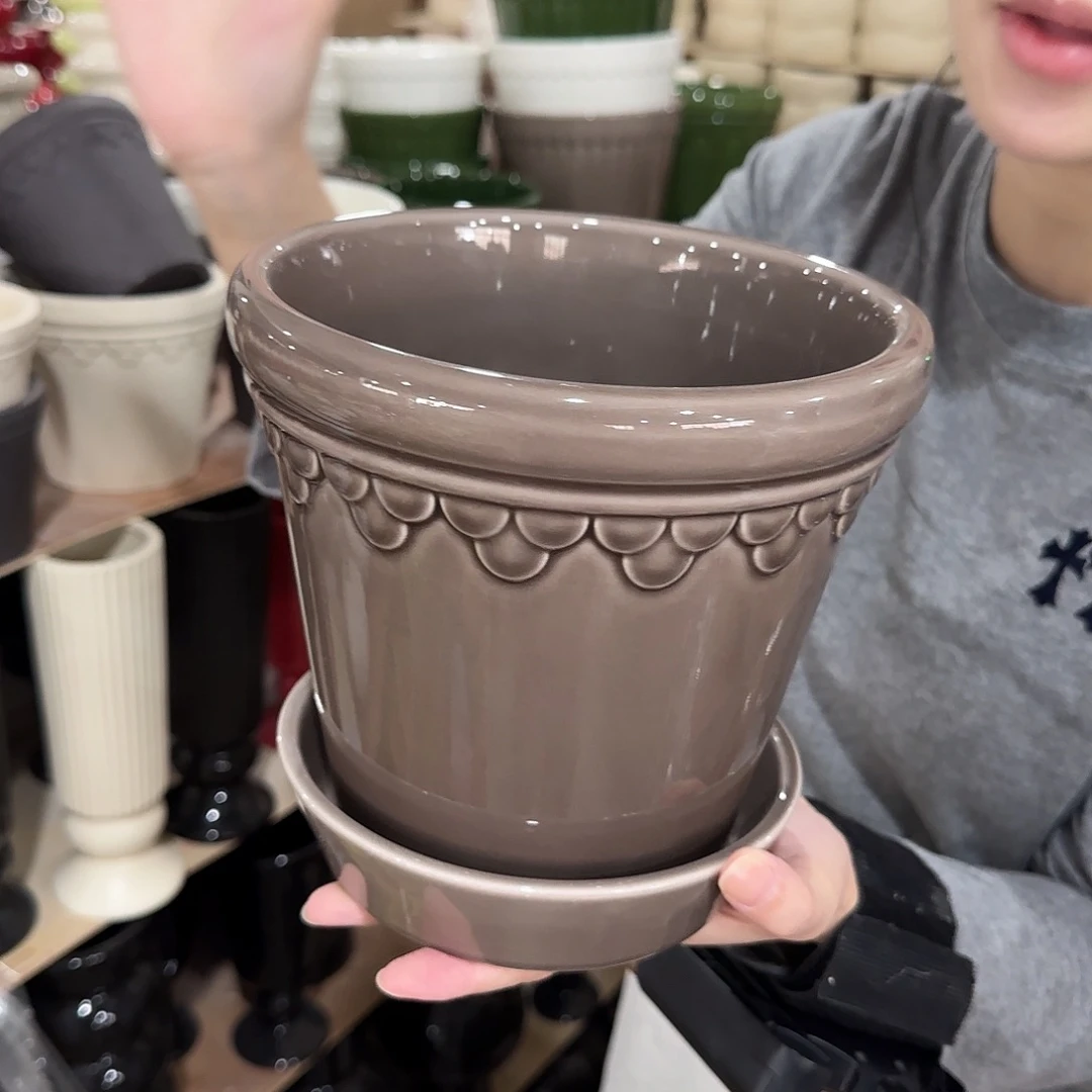 b2灰色带托花盆花盆花盆