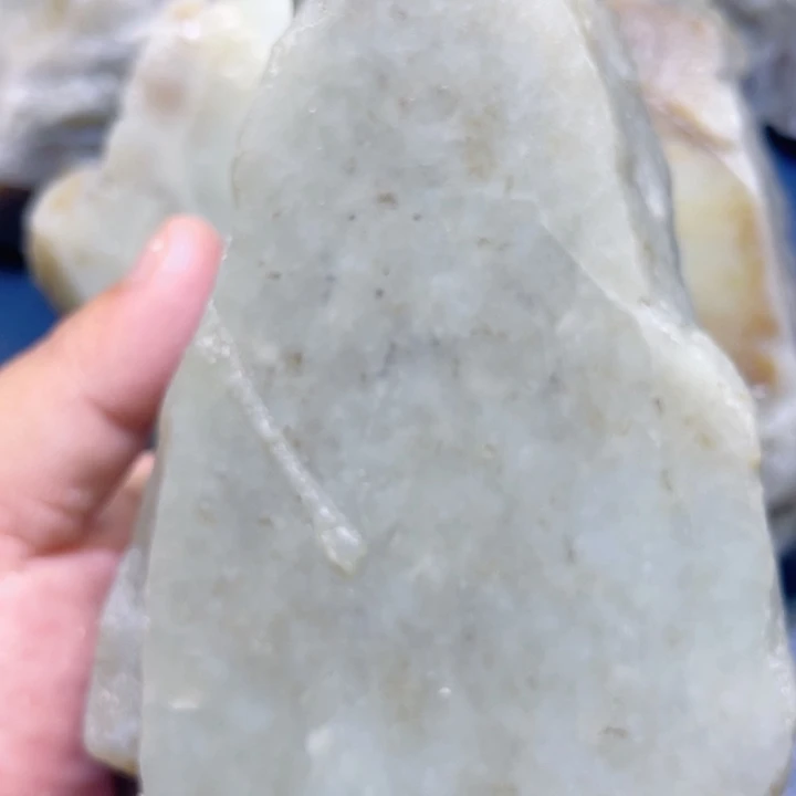 和田玉未镶嵌珠宝半成品