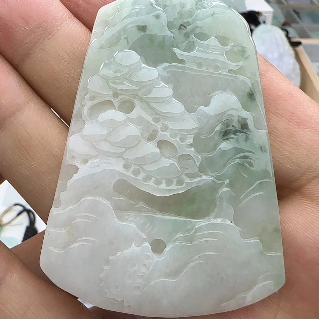 翡翠未镶嵌颈饰翡翠