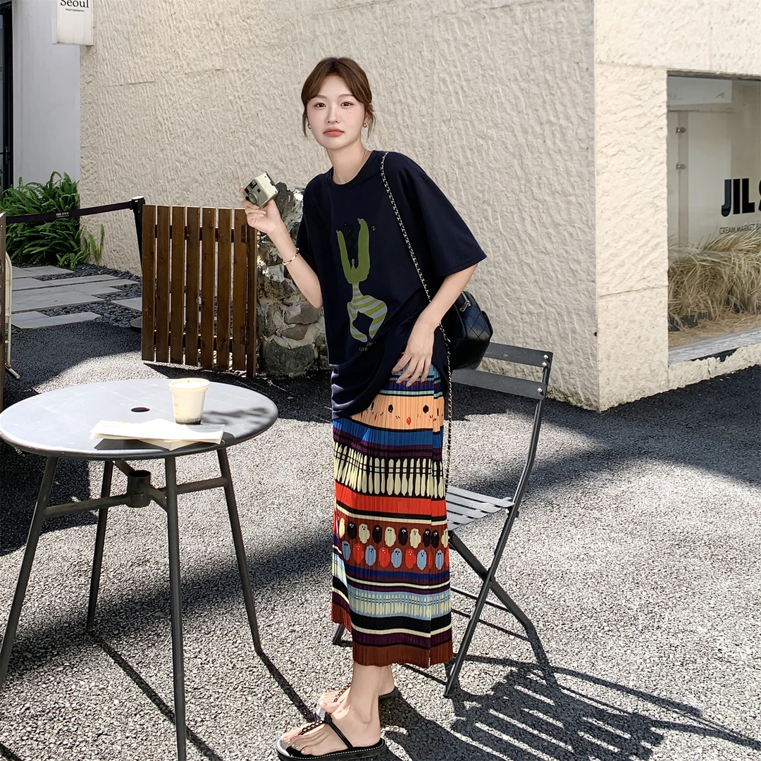 独特别致多巴胺印花半身裙套装女2025夏设计感印花纯色上衣两件套