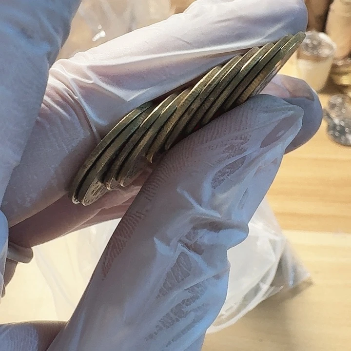 其他普通金属10枚，兰花5的流通品