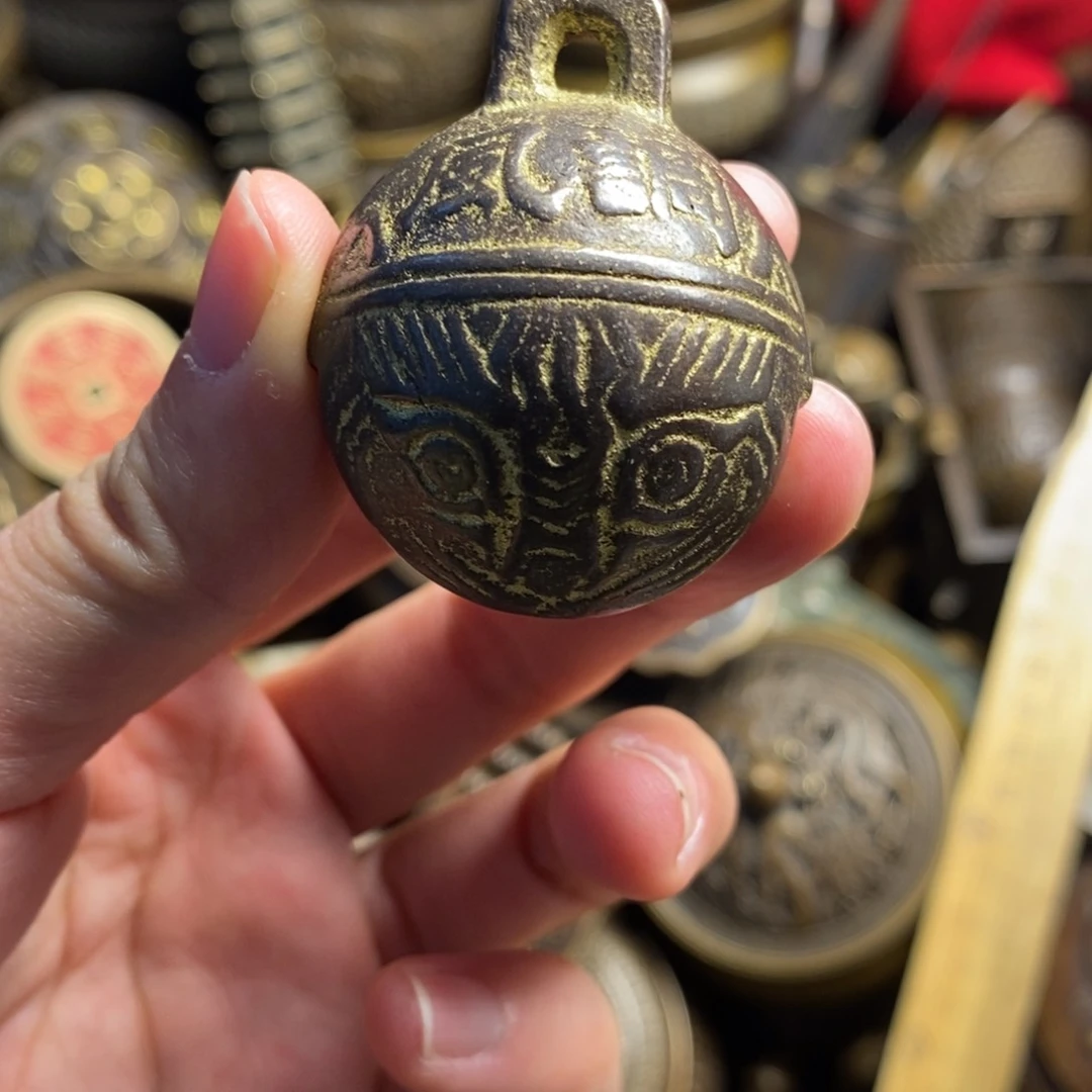 精美铜器做工精良