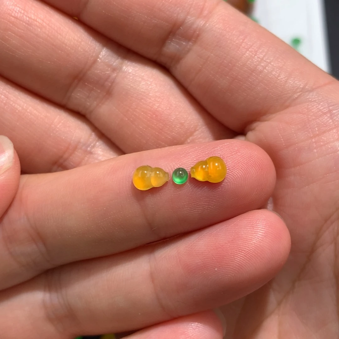 翡翠裸石翡翠葫芦