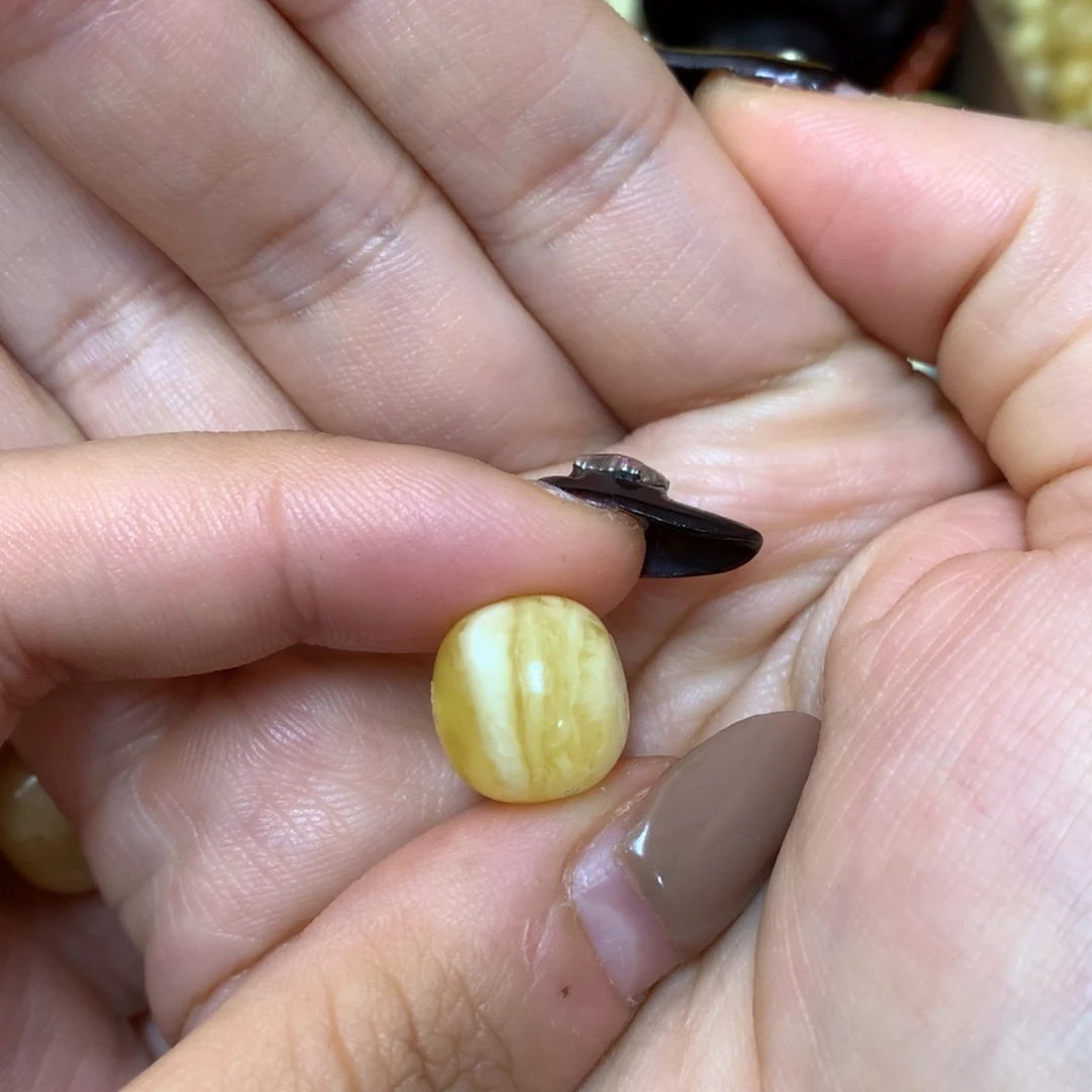 琥珀未镶嵌裸石蜜蜡13