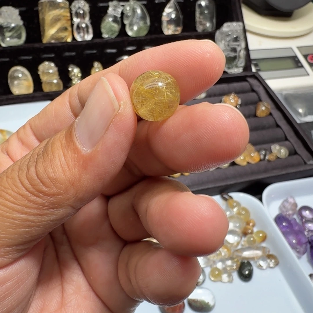 飞***姐水晶颈饰未镶嵌水晶