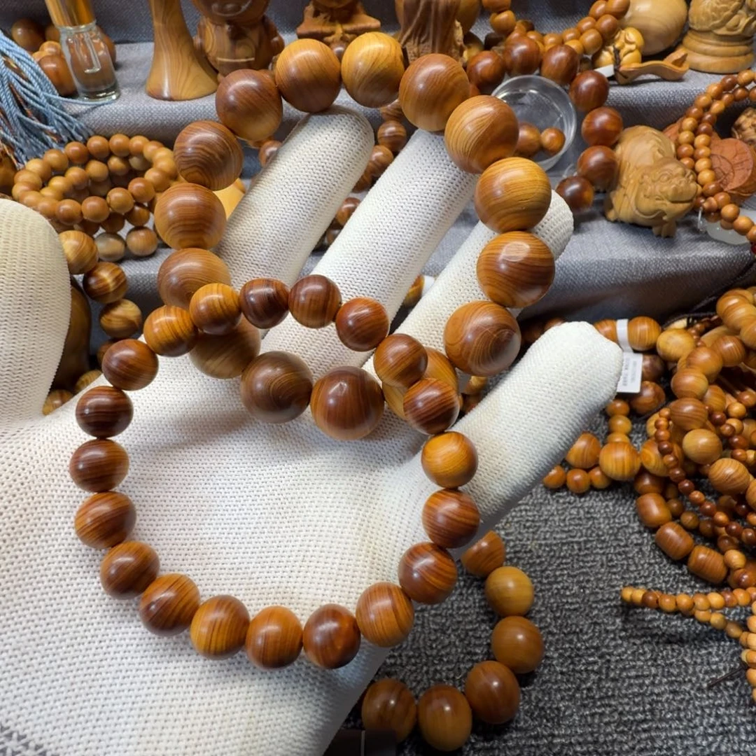 柏木（崖柏）1.0的和1.5的瑕疵款两串