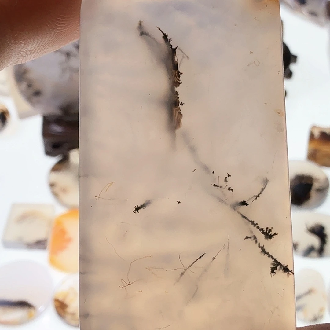 玛瑙/玉髓未镶嵌珠宝半成品