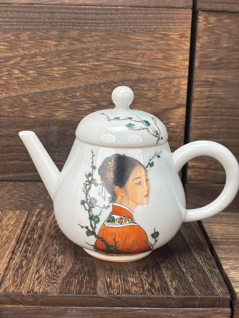 復见手绘仕女壶JDA303