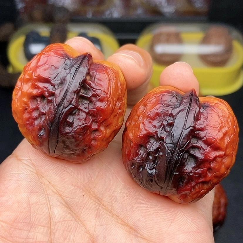 【闪购商品】文玩核桃把件36尺七彩帝王筋元宝