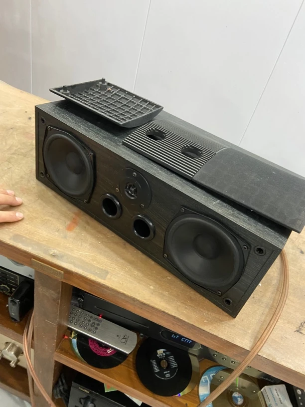 Bh中置音箱，运费自理，不支持无理由退换货