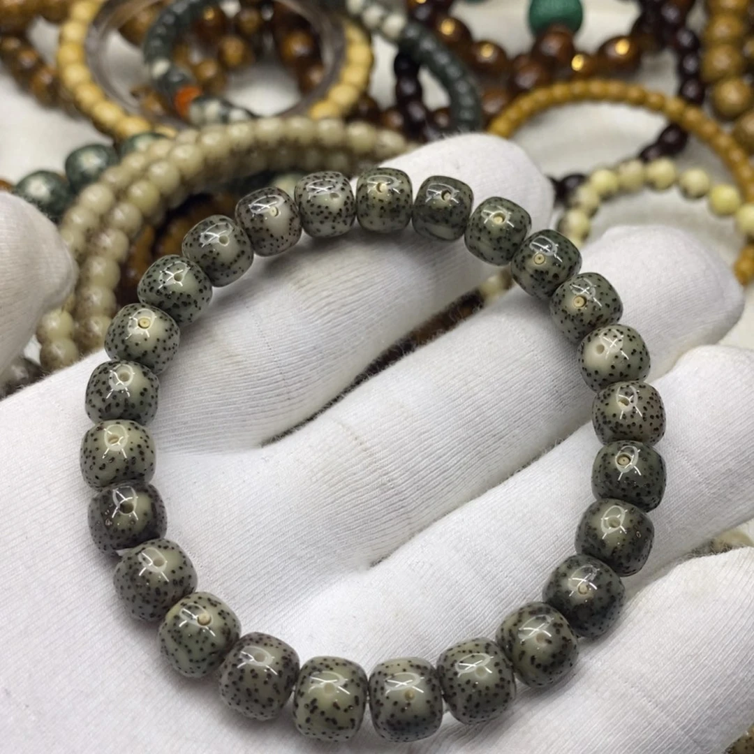 星月菩提手串海南原生态星月菩提