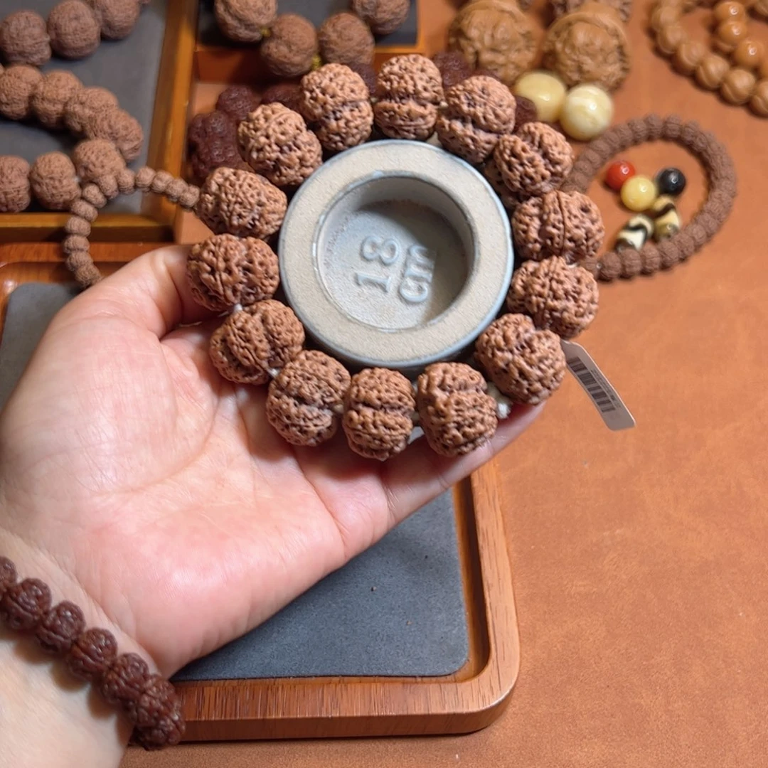 蓦***惑金刚菩提手串23梁深沟爆肉树王梅花大金刚菩提手串