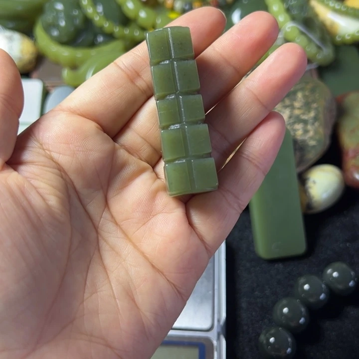 岫岩老玉（透闪石质玉）未镶嵌挂件