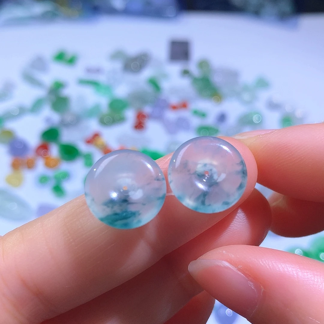 翡翠颈饰未镶嵌扣