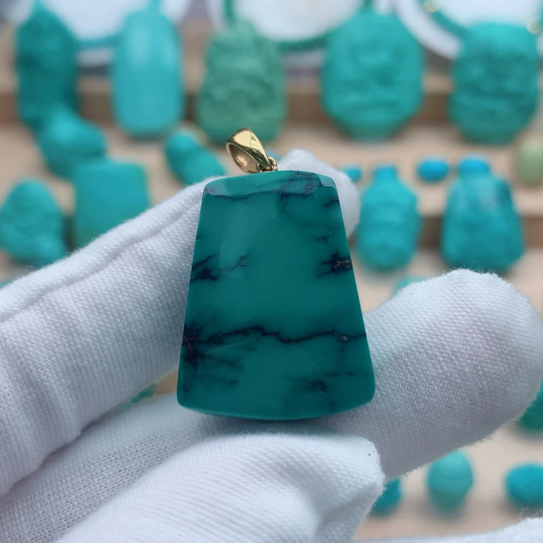 绿松石18K金镶嵌配饰