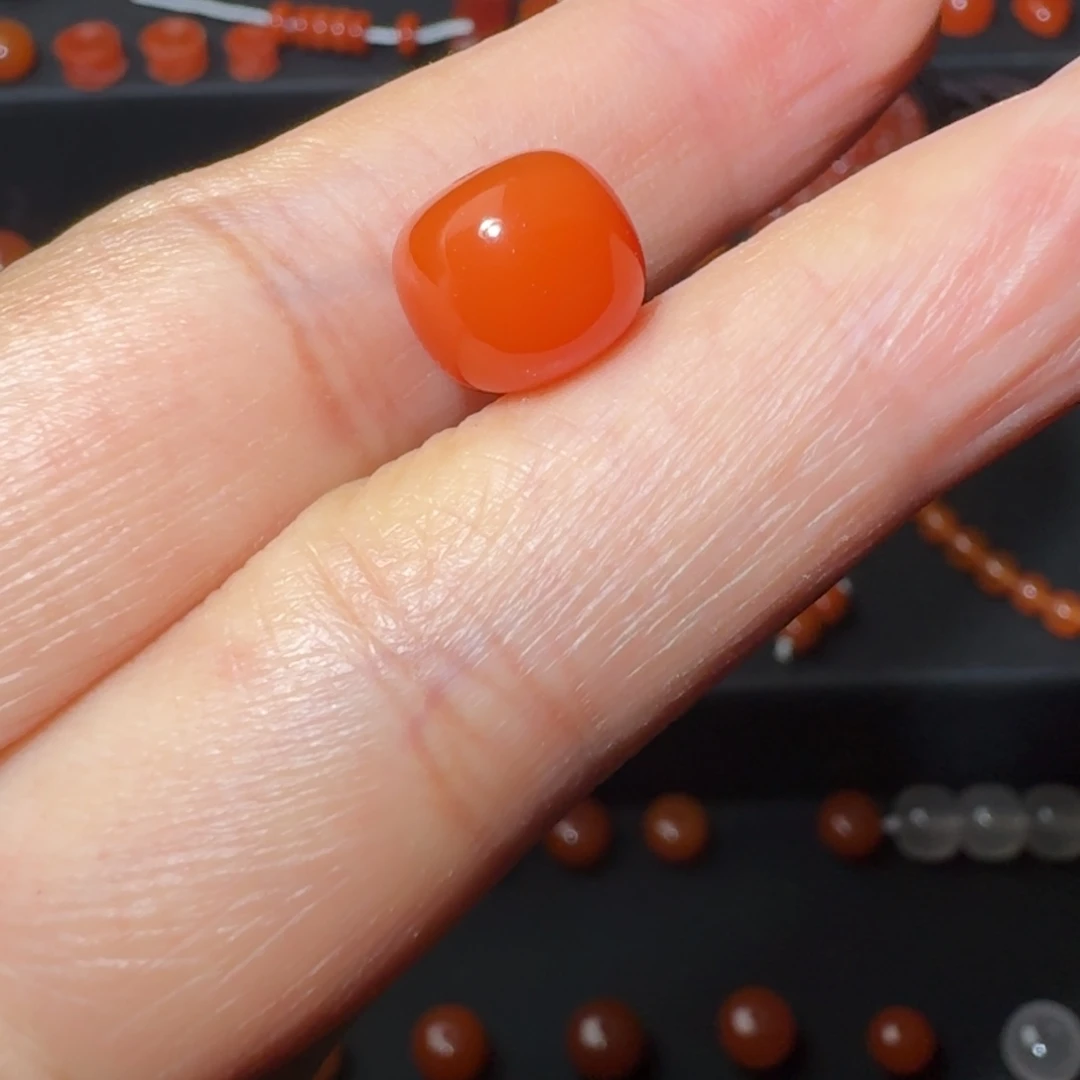 南红玛瑙未镶嵌保山满肉柿子红老形微纹10×9