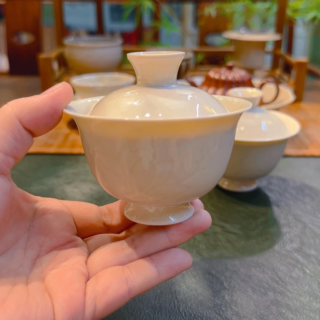 二等品玉兰花盖碗6666666