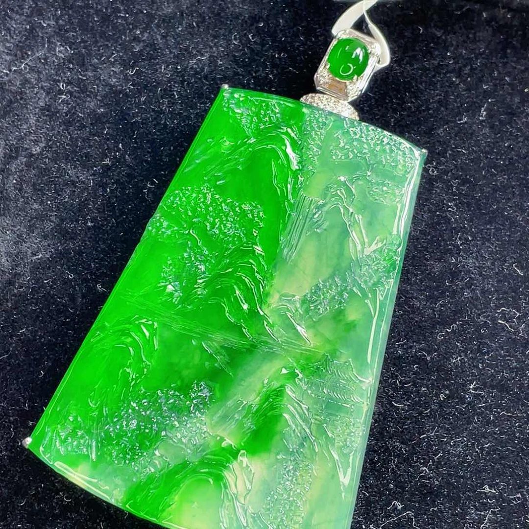 翡翠吊坠(不含链)未镶嵌