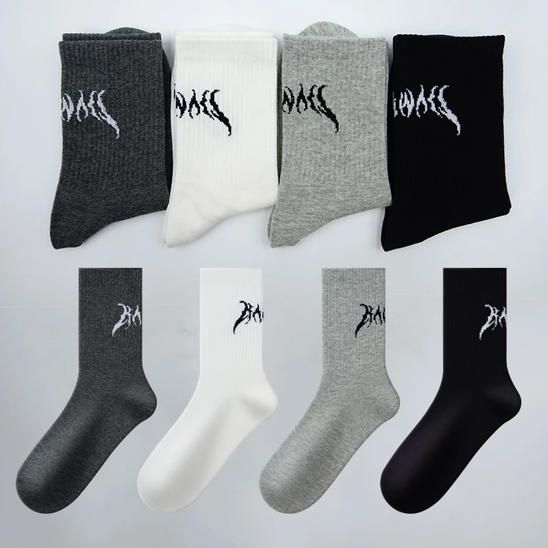 潮款ins时尚黑白字母中筒袜女袜情侣款个性百搭街头风纯棉