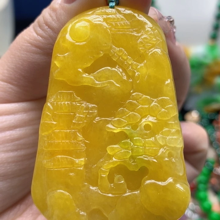 翡翠颈饰未镶嵌吊坠