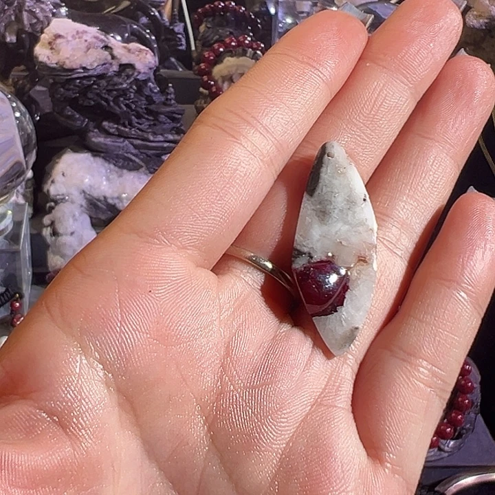 天然辰砂贵州天然万山原石