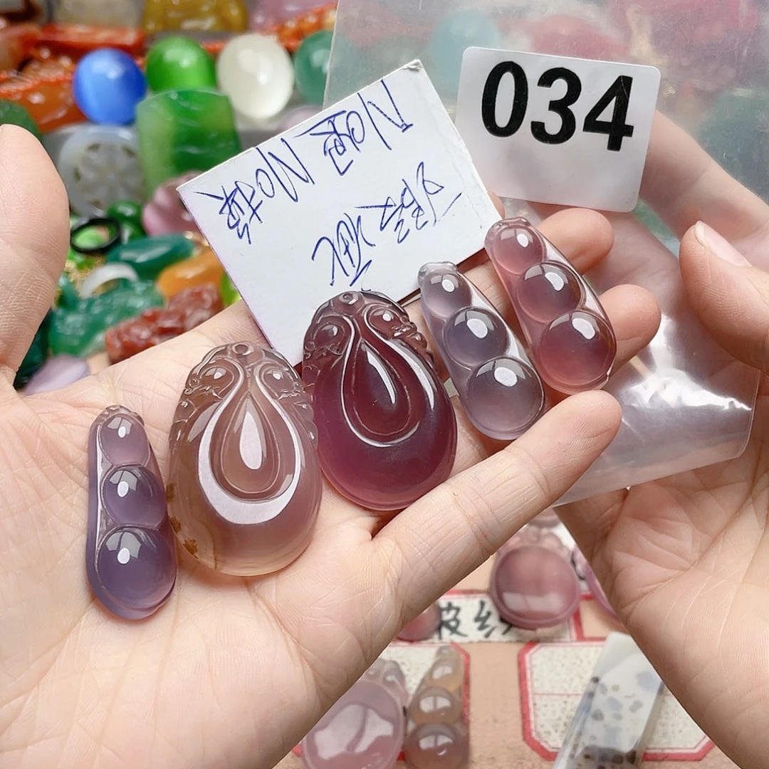 合金颈饰玛瑙/玉髓你*人