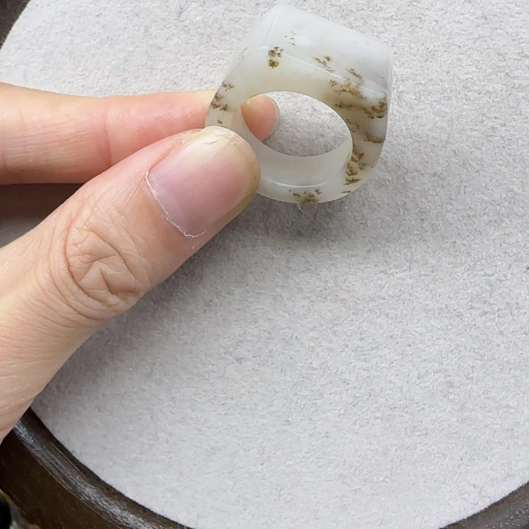 蛇纹石玉未镶嵌戒指17码