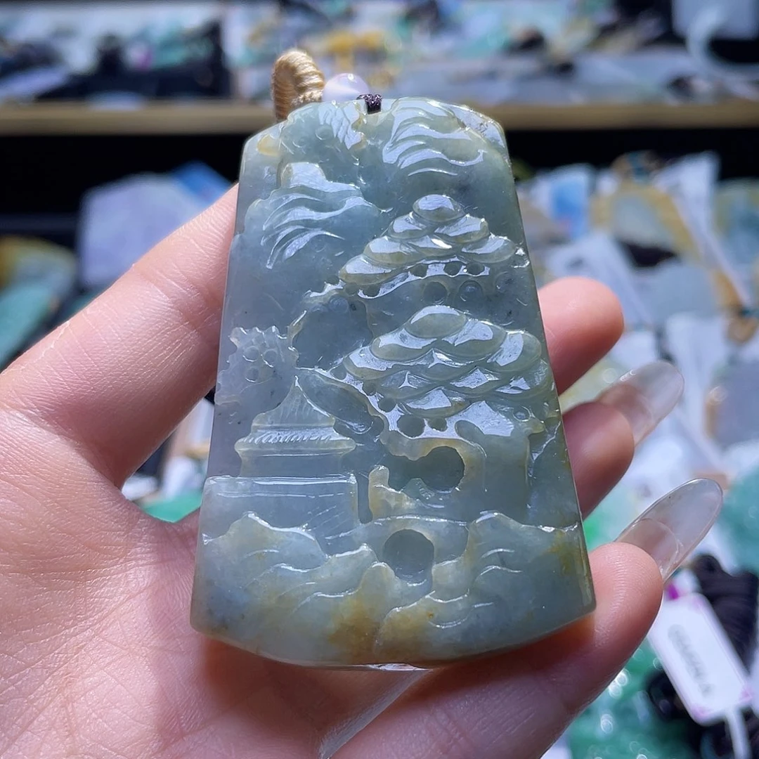 翡翠未镶嵌颈饰一