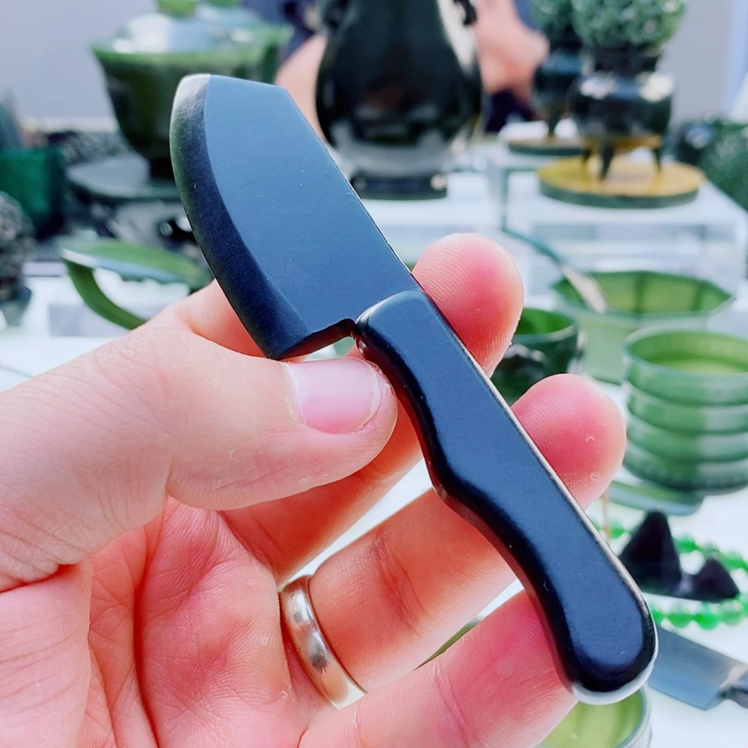 和田玉（青玉）未镶嵌把件微瑕