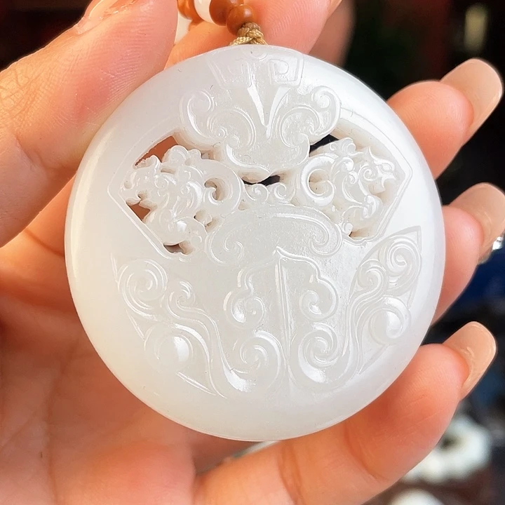 和田玉未镶嵌颈饰定制发货