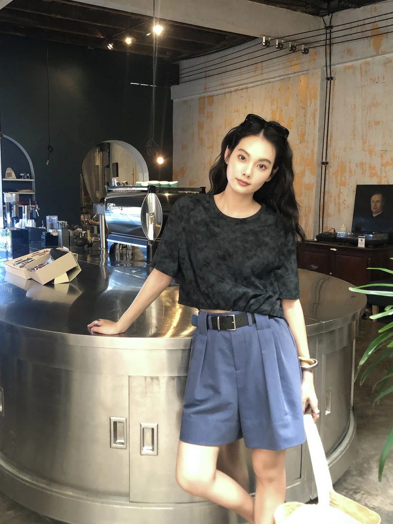 任小艺 4/27新品 造型感秘鲁棉纯棉下摆松紧花苞T恤短袖tee上衣女