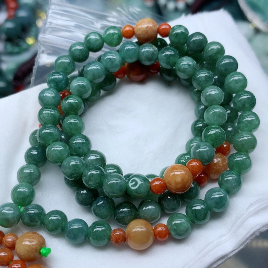 翡翠颈饰未镶嵌珠子