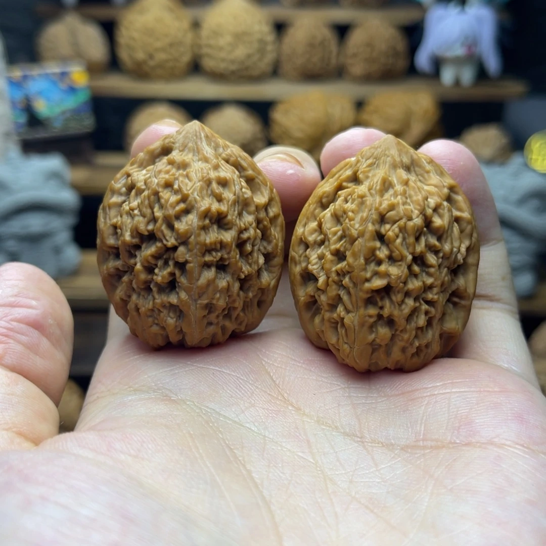 文玩核桃吊坠35尺蒜头