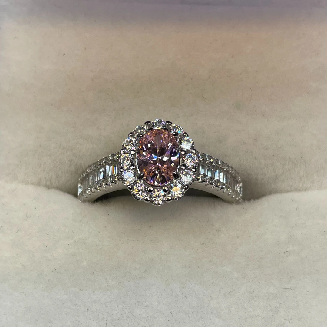 【Vivia】甄选 粉晚风戒指1.0CT