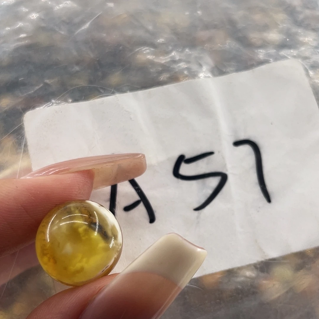 琥珀未镶嵌裸石14.4福利