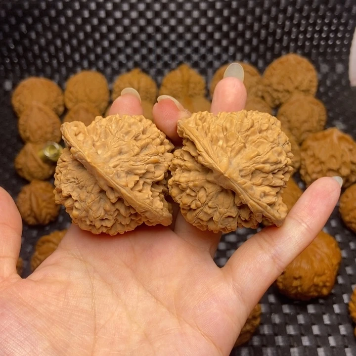 文玩核桃吊坠官帽